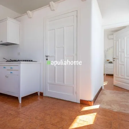 Suite Maria Con Vasca Idro E Vista Mare By Apulia Home توري سودا