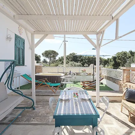 아파트 Maria Con Vasca Idro E Vista Mare By Apulia *